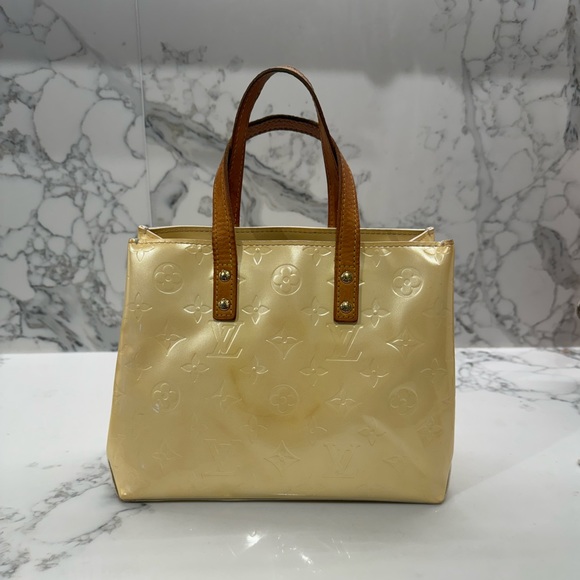 Louis Vuitton Handbags - Louis Vuitton yellow vernis vintage tote